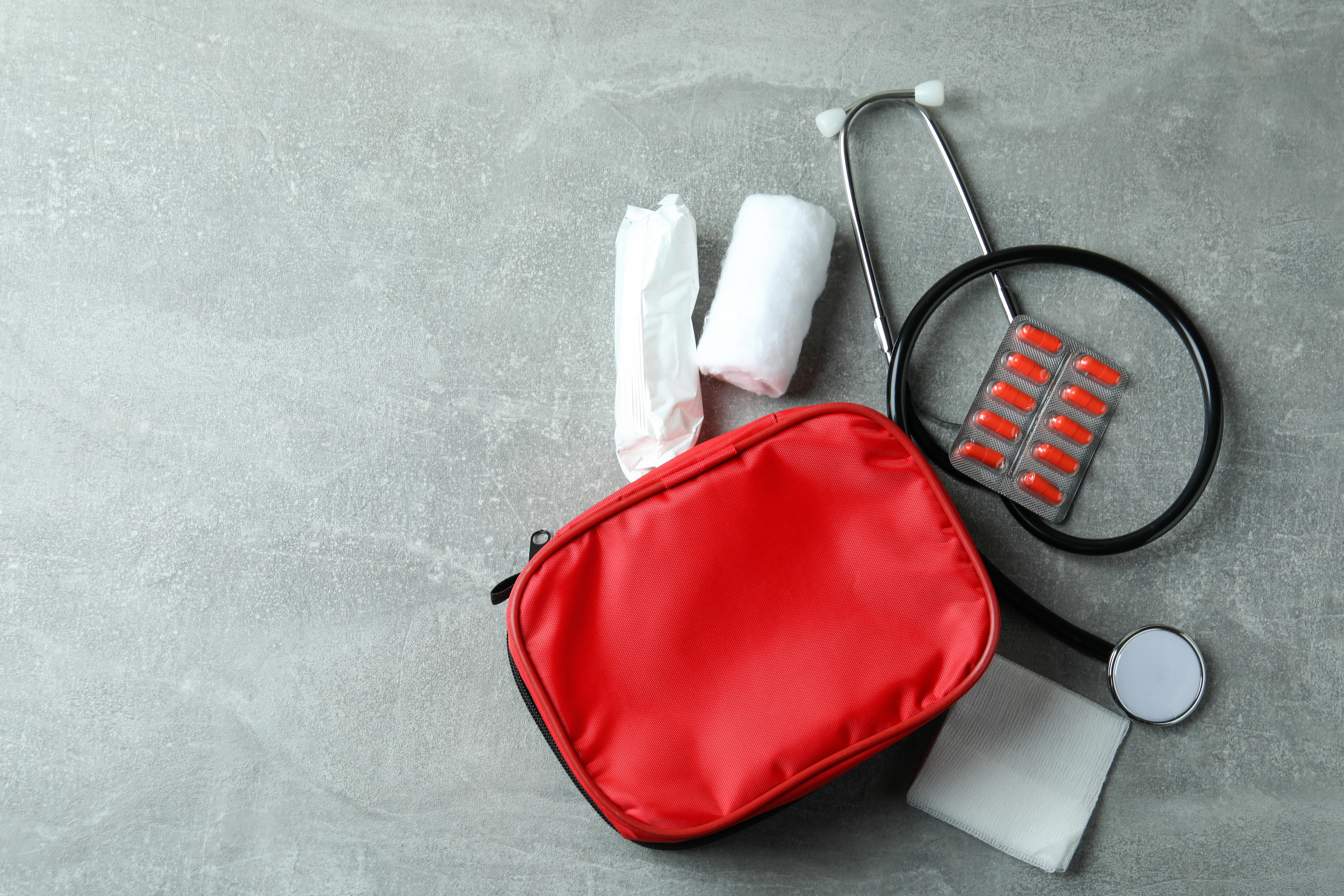 Обслуживание по договорам добровольного медицинского страхования (ДМС)