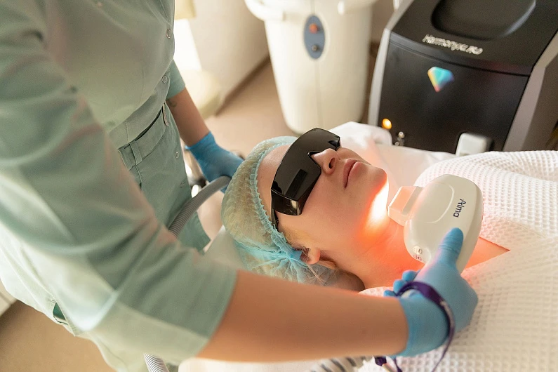 Какие бьюти-процедуры стоит сделать