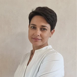 Якушова Лариса Евгеньевна